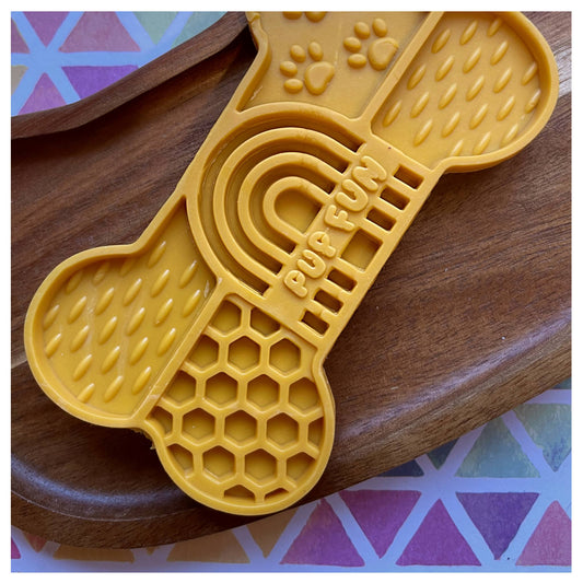 CHEWTOPIA Lick'n'Chew Peanut Butter Bone
