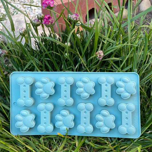 CHEWTOPIA Silicone Moulds + 2 FREE droppers